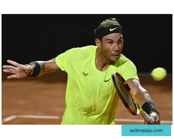 朱利亚诺赫拉德-马丁先触球却动作过重引发争议